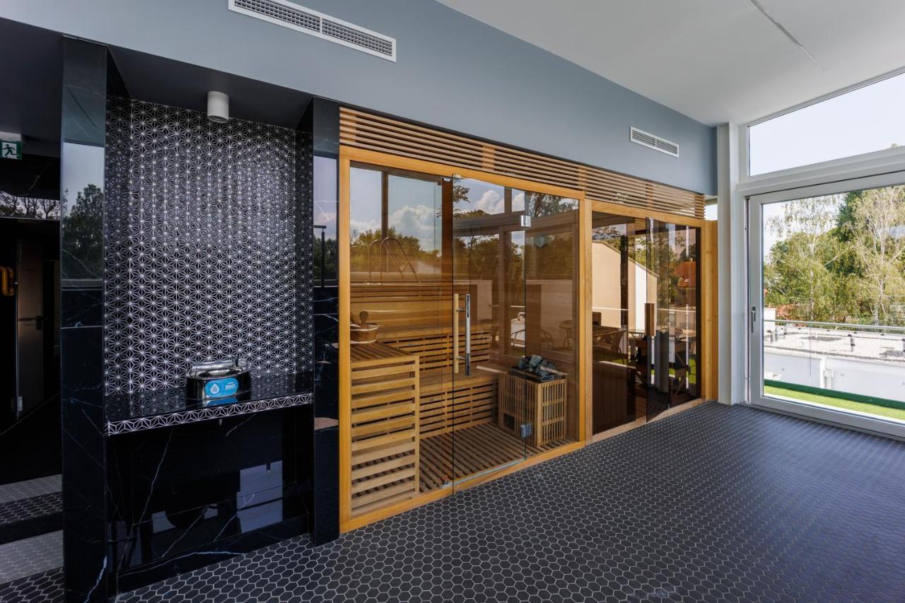 Bauhaus Penthouse Wellness 1