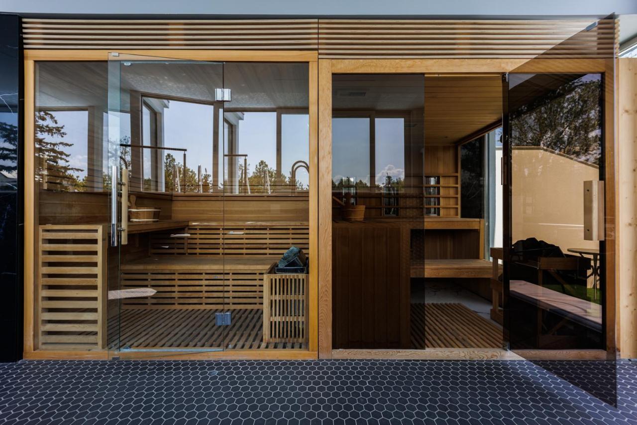 Bauhaus Penthouse Wellness 1 * Шиофок